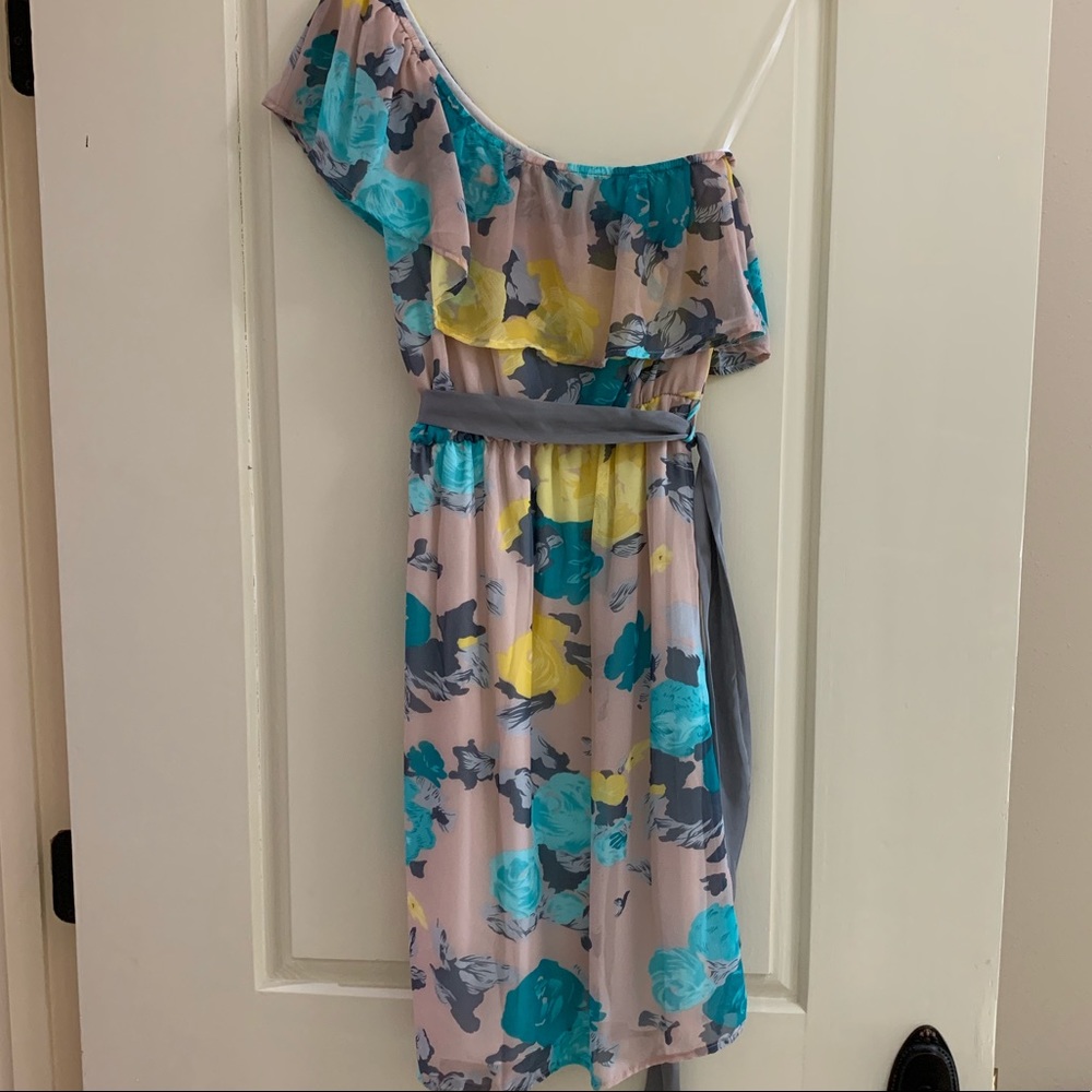 Everly Floral one shoulder dress